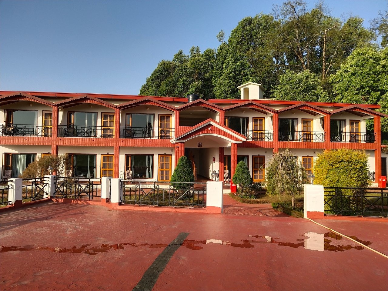 hotels in patal bhuvneshwar